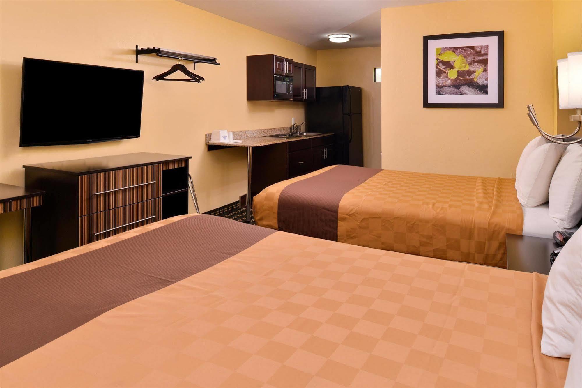 Americas Best Value Inn Ponca City Buitenkant foto